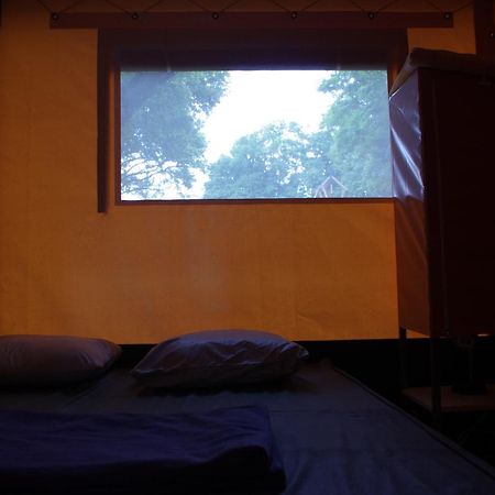 Camping La Bergerie Hotell La Chapelle-Achard Rum bild