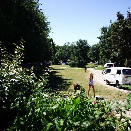 Camping La Bergerie Hotell La Chapelle-Achard Exteriör bild