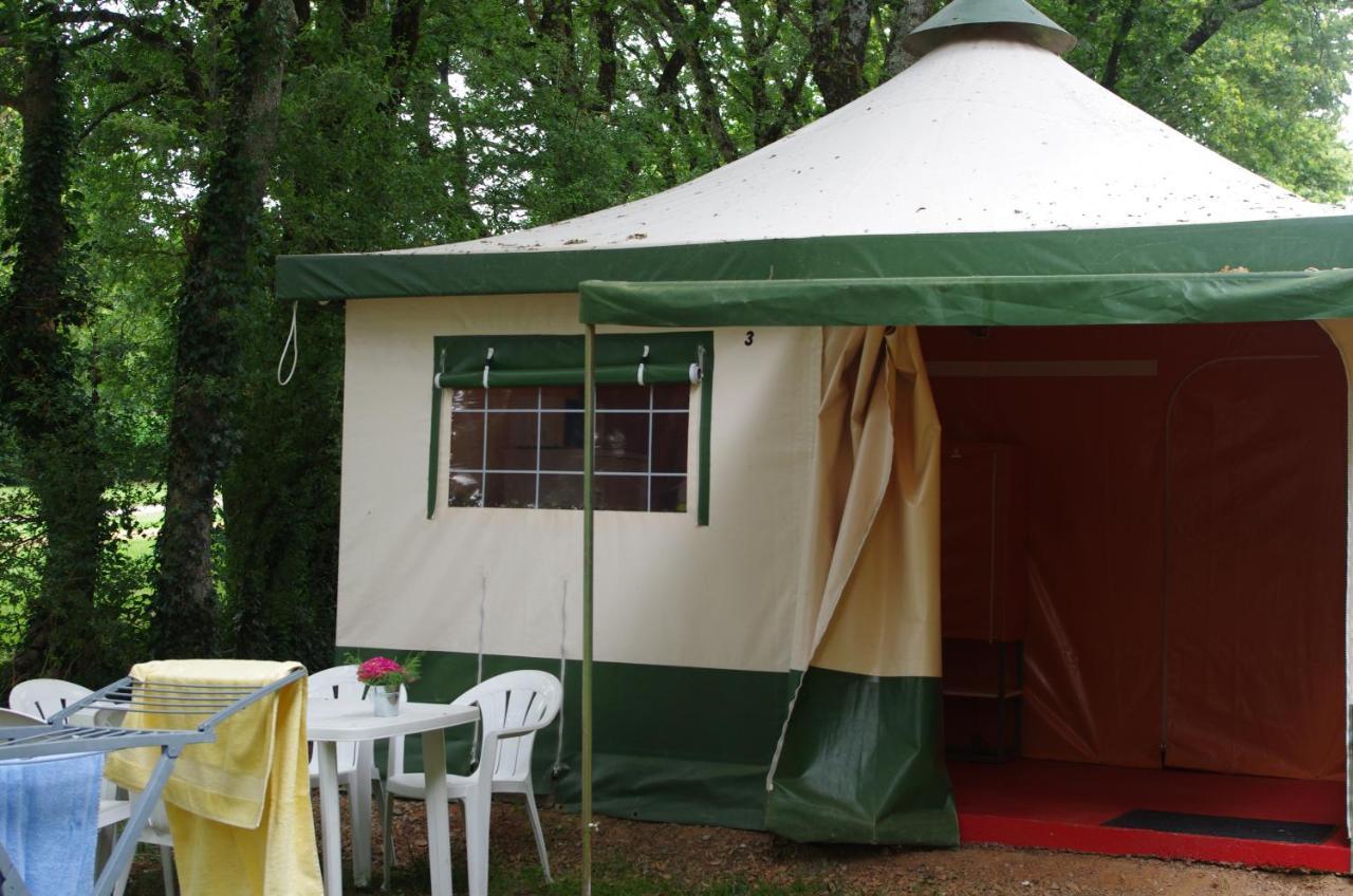 Camping La Bergerie Hotell La Chapelle-Achard Exteriör bild