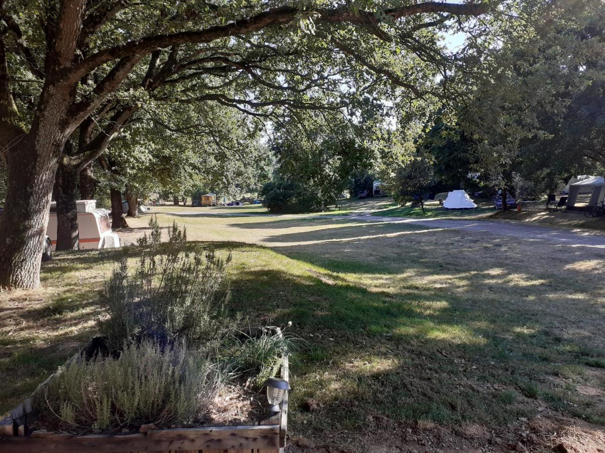 Camping La Bergerie Hotell La Chapelle-Achard Exteriör bild