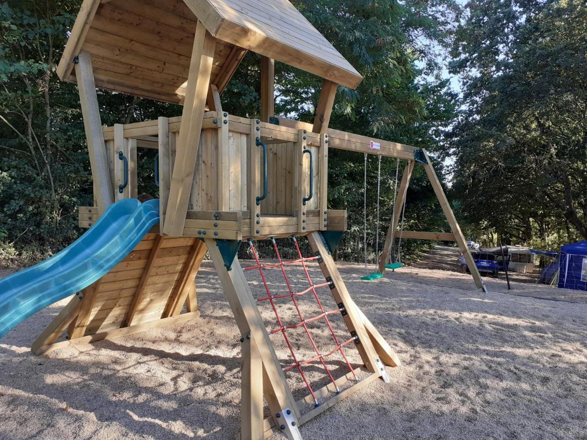 Camping La Bergerie Hotell La Chapelle-Achard Exteriör bild