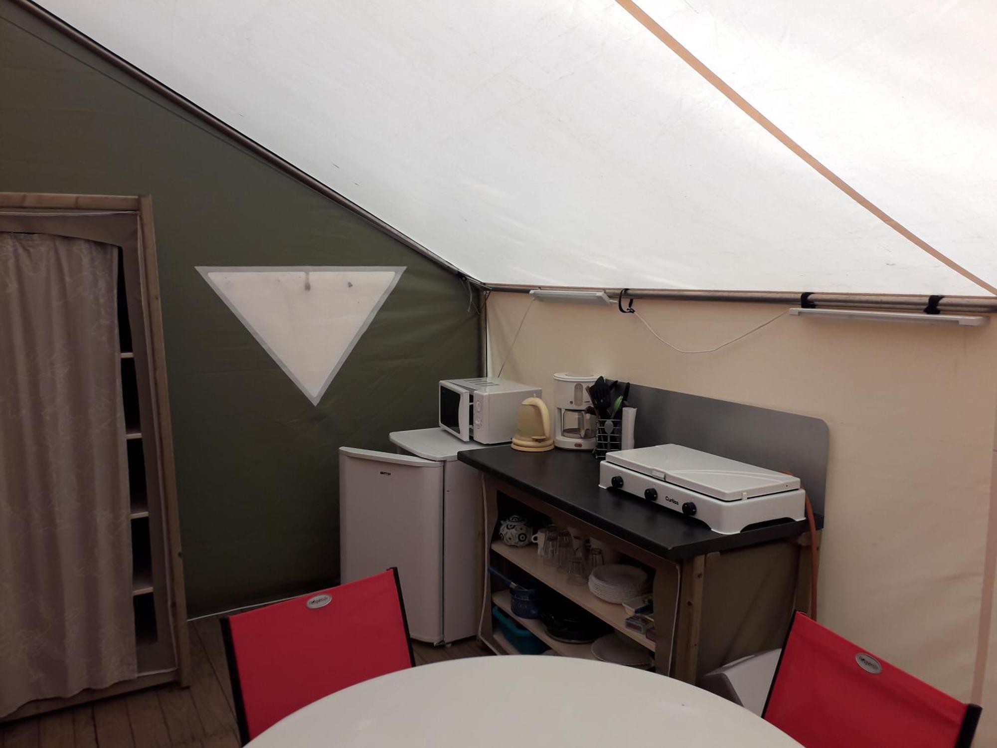 Camping La Bergerie Hotell La Chapelle-Achard Rum bild